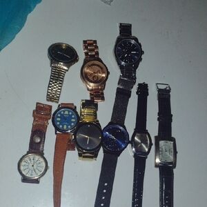 Men's Assorted Colors Styles & Sizes Watch Lot(Quartz)9